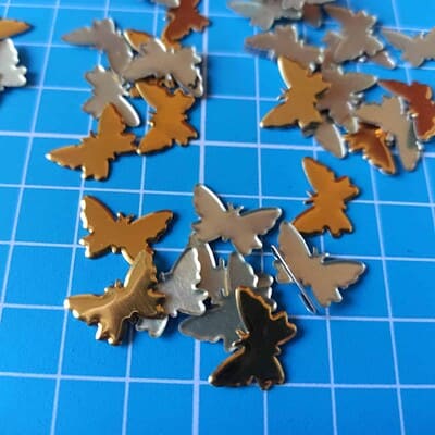 hotfix latas dorados mariposas