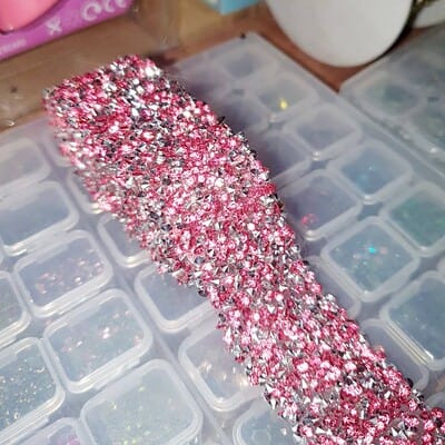 cinta strass conicas rosado