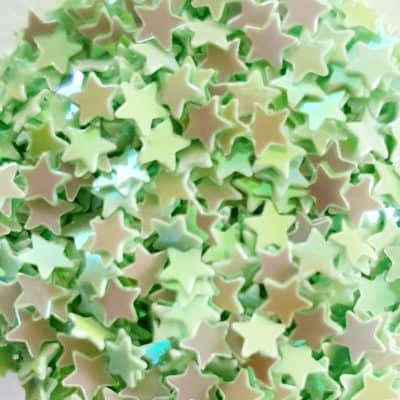 lentejuelas-para-unas-estrellas-verde-claro
