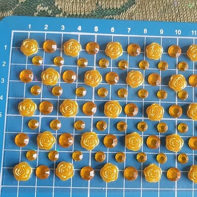 STICKERS-PEGATINAS-STRASS-Y-ROSAS-AMARILLO
