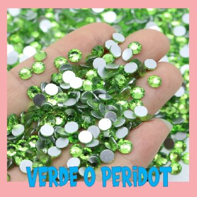 verde_peridot_resin_strass