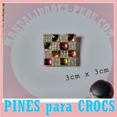 ¿Buscas una forma única y elegante de personalizar tus Crocs? En manualidades-peru.com te presentamos nuestro exclusivo jibbitz de coronita con strass. Con un tamaño de 3x3.5cm, este accesorio brilla con un toque de glamour que hará que tus Crocs destaquen en cualquier ocasión. Nuestros jibbitz están diseñados con materiales de alta calidad, asegurando que cada pieza sea duradera y mantenga su brillo por mucho tiempo. Ya sea para darle un toque especial a tu día a día o para una ocasión especial, esta coronita con strass es la elección perfecta. Visita nuestra tienda en manualidades-peru.com y encuentra esta y muchas más opciones para darle vida a tus Crocs. ¡Haz que cada paso sea una declaración de estilo!