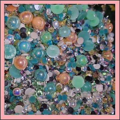medias_perlas_para_decorar_verde_naranja_pastel