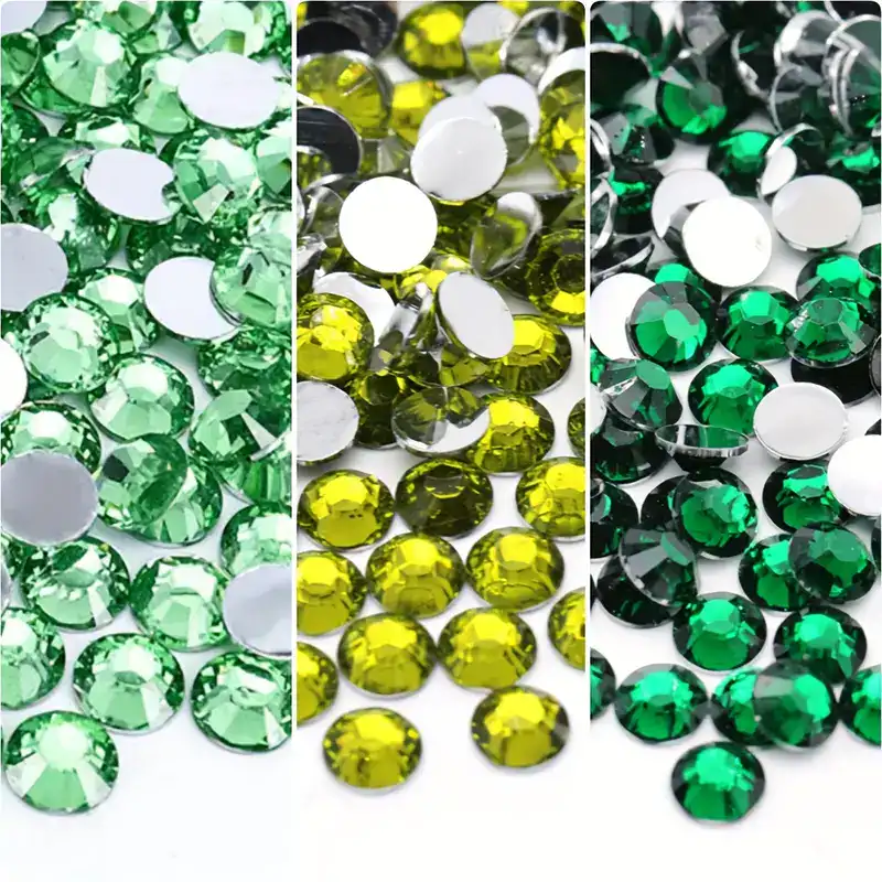 pedreria-strass-resina-manualidades-peru.webp 